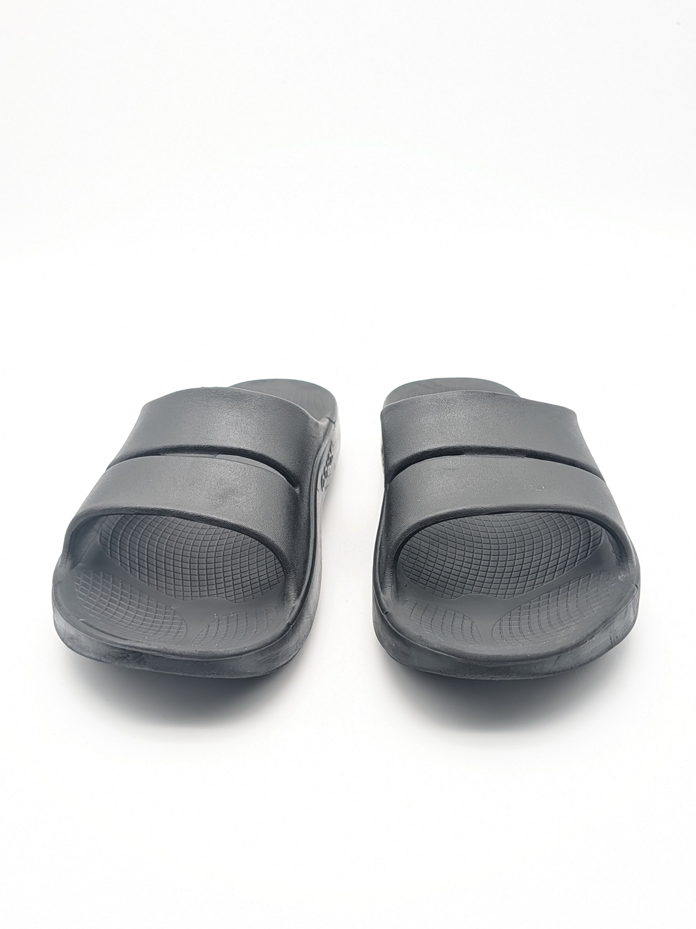 OOFOS OOahh Sandals Slides Black Synthetic Size 14Mens / 16Womens